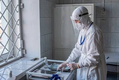 Юрий Волков - Незаконно удержанные деньги с ковидных выплат вернули врачам Забайкалья – это 44 млн р. - chita.ru - Забайкальский край