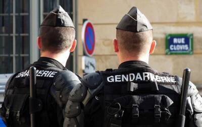 В Париже вооруженный мужчина захватил заложников - korrespondent.net - Украина - Франция - Париж