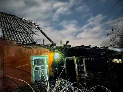 Ночью в райцентре смоленской области горел жилой дом - rabochy-put.ru - Смоленская обл.
