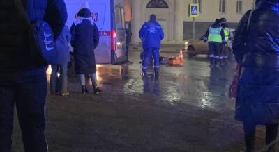 В Чебоксарах скончалась 22-летняя девушка, сбитая автобусом напротив сельхозакадемии - pg21.ru - Чебоксары - Скончался