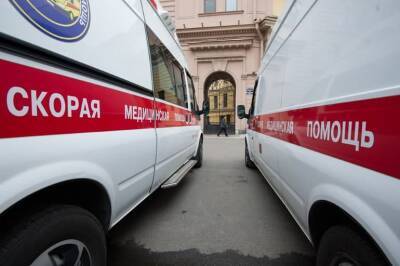 Петербург стал лидером в России по заболеваемости Covid-19 - за сутки 2 075 новых больных и 66 жертв - neva.today - Москва - Россия - Санкт-Петербург - Московская обл. - Нижегородская обл. - Самарская обл. - Скончался