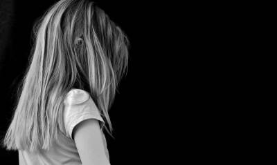 4-летняя девочка несколько дней жила в доме с трупом матери - sib.fm - Санкт-Петербург - р-н Выборгский