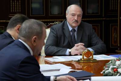 Александр Лукашенко - Алексей Богданов - Лукашенко поручил правительству заняться регулированием цен - tvc.ru - Белоруссия