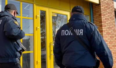 В Днепре неадекват напал на женщину-полицейскую, фото: "несколько раз ударил по лицу и..." - dnepr.politeka.net - Украина - Харьков