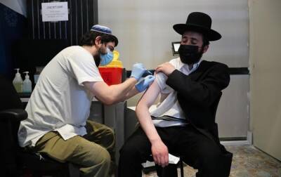 Нафтали Беннет - В Израиле начнут COVID-вакцинацию четвертой дозой - korrespondent.net - Украина - Израиль - Иерусалим