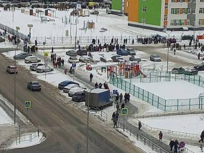 Александр Моор - В школах Тюмени возобновились занятия после серии "лжеминирований" - nakanune.ru - Тюмень - Тюменская обл.