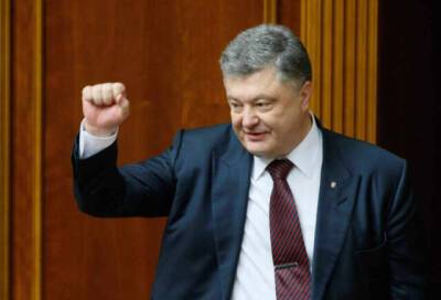 Петр Порошенко - Давид Арахамия - В «Слуге народа» решили наказать Порошенко запретом посещать Раду - news-front.info - Украина