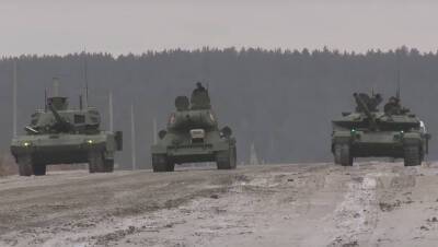 В России продемонстрировали совместные действия танков Т-34, Т-90М «Прорыв» и Т-14 «Армата» (видео) - sharij.net - Россия - Киев
