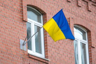 Украина расширила список профессий женщин, которых будут ставить на воинский учет - znak.com - Украина
