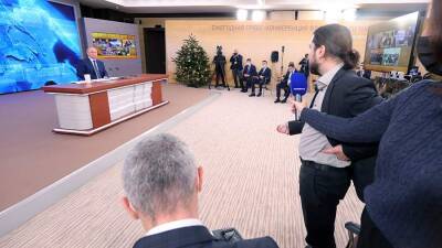Владимир Путин - Дмитрий Песков - Началась ежегодная пресс-конференция Владимира Путина - iz.ru - Москва - Россия - Израиль