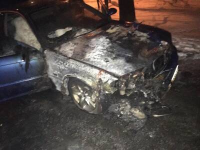 В Челябинске задержали подозреваемого в поджоге BMW, принадлежащей водителю скорой помощи - runews24.ru - Челябинск