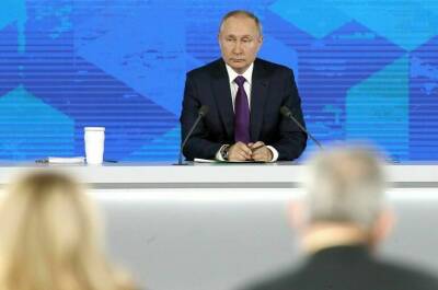 Владимир Путин - Нынешнюю политику финансовых властей РФ президент назвал «золотой серединой» - pnp.ru - Россия - Турция