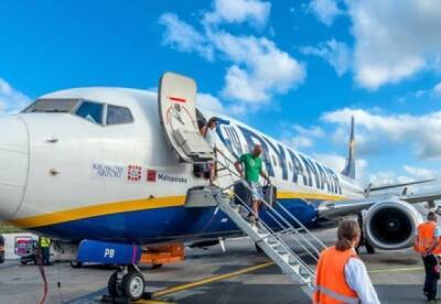 Ryanair массово сокращает маршруты из Украины - facenews.ua - Украина - Киев - Вильнюс - Мальта - Будапешт - Херсон - Варшава - Одесса - Братислава