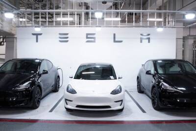Илон Маск - Акции Tesla выросли на 7%, а капитализация снова превысила $1 трлн — после того, как Илон Маск заявил, что «почти закончил» с продажей акций - itc.ua - Украина
