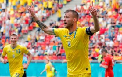 Александр Петраков - Украина закончила год на 25 месте в рейтинге ФИФА - korrespondent.net - Украина - Англия - Бельгия - Италия - Франция - Бразилия - Испания - Дания - Голландия - Португалия - Аргентина