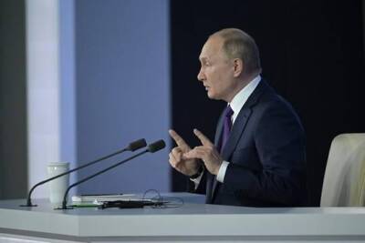 Владимир Путин - Тарасова, Навка, Вяльбе и Виннер поддержали точку зрения Путина о трансгендерах в спорте - versia.ru
