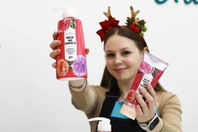 Как выбрать идеальный подарок для женщины на Новый год, рассказали эксперты - chita.ru