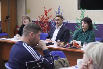 Мэр Корсакова поговорил с общественниками об экополисе и не только - sakhalin.info - городское поселение Корсаковский