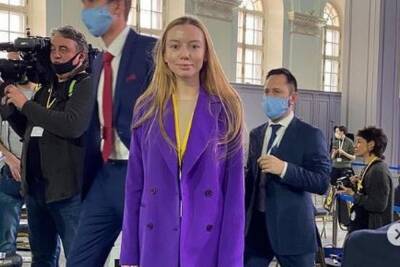 Владимир Путин - «Дико смешно»: курганская журналистка пришла на пресс-конференцию Путина с температурой - mk.ru - Курганская обл.