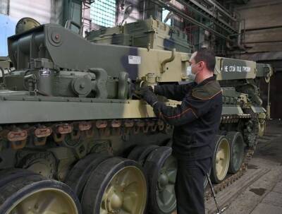 БРЭМ-1М на базе танка Т-90 пошла в войска - vpk-news.ru - Россия