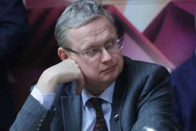 Михаил Делягин - Экономист Делягин заявил, что миллионы россиян скоро выпадут из жизни - abnews.ru - Россия