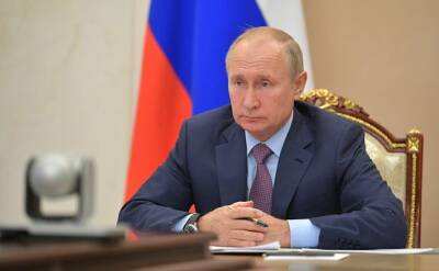 Сергей Шойгу - Денис Мантуров - «Успешно и безупречно»: Путин заявил о сегодняшнем залповом пуске «Циркона» - eadaily.com - Россия