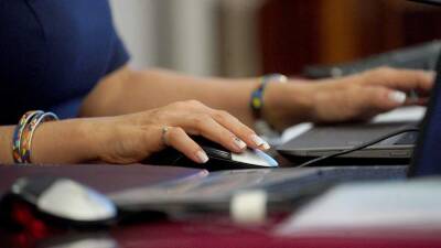 Названы лучшие вакансии декабря в сфере IT - iz.ru - Москва - Израиль