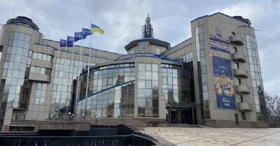 "Динамо" и "Шахтер" заплатят штрафы за расизм и оскорбительные баннеры болельщиков - kp.ua - Украина - Мариуполь