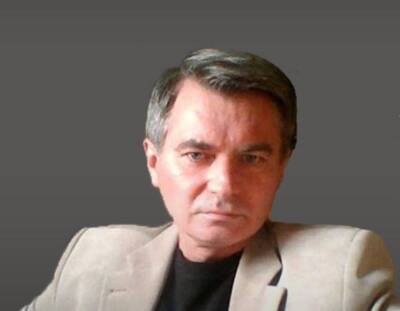 Владимир Зеленский - Петр Порошенко - Ринат Ахметов - Андрей Ермак - Андрей Головачев - Политолог Головачев: обвинения в госизмене означают скорый раскол на Украине - runews24.ru - Украина - Киев