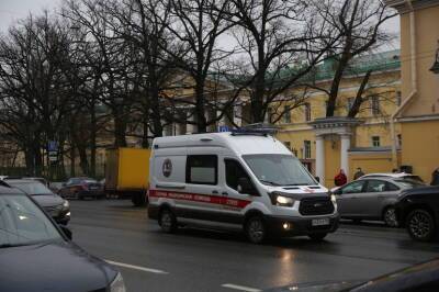 Заражаемость ковидом в Петербурге уже пятый день подряд превышает показатель в 2 тыс. человек - neva.today - Москва - Россия - Санкт-Петербург