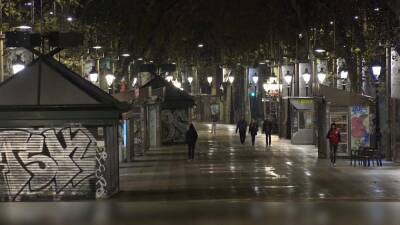 Каталонцев лишили ночной жизни на праздники - ru.euronews.com - Россия - Испания - Каталония - Европа