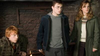Гарри Поттер - Джоан Роулинг - Писательница Джоан Роулинг заработала более 165 млн галлеонов на «Гарри Поттере» - inforeactor.ru