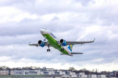 Uzbekistan Airways запустила специальные скидки для студентов - gazeta.uz - Узбекистан