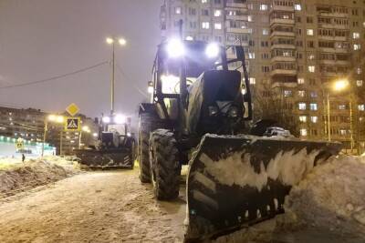 Александр Беглов - В Смольном признали проблемы с уборкой снега в Петербурге - spb.mk.ru - Санкт-Петербург