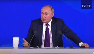 Владимир Путин - Павел Зарубин - Путин рассказал, кому самостоятельно выбирает подарки на Новый год - neva.today - Москва - Россия - Санкт-Петербург