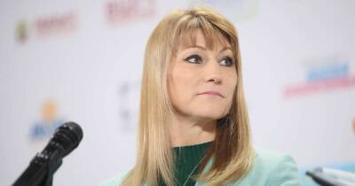 Светлана Журова - Российским футболистам предложили отказаться от отдыха за рубежом - ren.tv - Россия - Крым - Сочи - Мальдивы