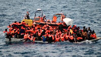 На побережье Ливии обнаружены тела 28 мигрантов - golos-ameriki.ru - Ливия - Триполи