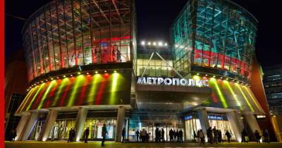 ТЦ на севере Москвы эвакуировали из-за мужчины с предметом, похожим на гранату - profile.ru - Москва - Москва