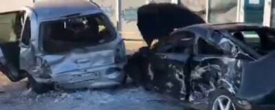 Четыре человека получили травмы в Усть-Ордынском в ДТП с тремя машинами - runews24.ru - Иркутская обл.