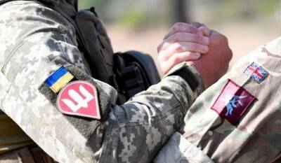 План эвакуации британских войск из Украины рассекретили СМИ - lenta.ua - Россия - Украина - Киев - Англия - Польша - Великобритания