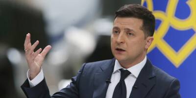 Владимир Зеленский - Сергей Аксенов - Власти Крыма подадут в суд на Зеленского за неоплаченную коммуналку - ruposters.ru - Украина - Крым