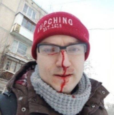 В Петербурге таксист напал на главу муниципалитета после замечания о парковке на газоне - znak.com - Санкт-Петербург