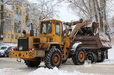 Полторы тысячи самосвалов снега вывезли с нижегородских улиц в выходные - vgoroden.ru - Нижний Новгород