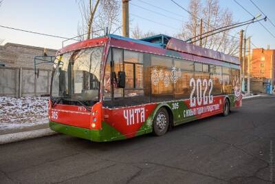 COVID, цены и работа – топ тем от пассажиров новогоднего троллейбуса в Чите - chita.ru - Чита