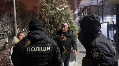 В Одессе продавец пиротехники напал с ножом на журналистов - ru.slovoidilo.ua - Украина - Одесса