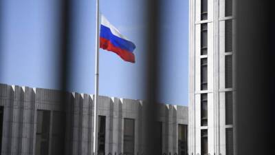 Пол Уилан - Тревор Рид - Посольство России ответило Госдепу на призыв освободить двух американцев - iz.ru - Россия - США - Вашингтон - Израиль