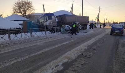 Двое пенсионеров погибли в ДТП с грузовиком в Исетском - nashgorod.ru - Тобольск