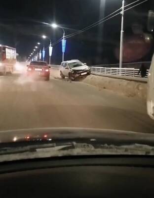 В Кургане на новом мосту ЖБИ — массовое ДТП - znak.com - населенный пункт Гибдд