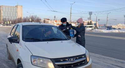 Водители Новочебоксарска получили подарки - pg21.ru - Новочебоксарск