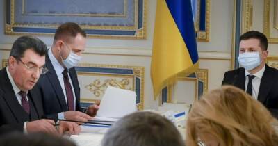 Нестор Шуфрич - Члены СНБО согласовали блокировку "Першого независимого" и UkrLive по WhatsApp — Шуфрич - focus.ua - Украина - Снбо